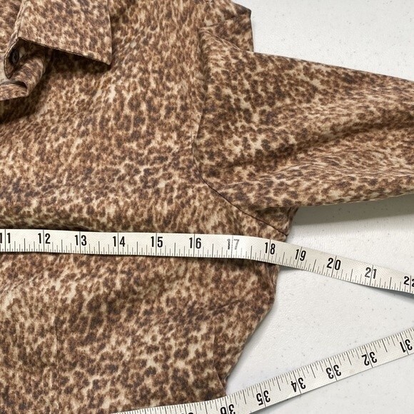 Talbots Animal Print Button Up Shirt 3/4 Sleeve Stretchy Cotton Neutral Office - Picture 7 of 15